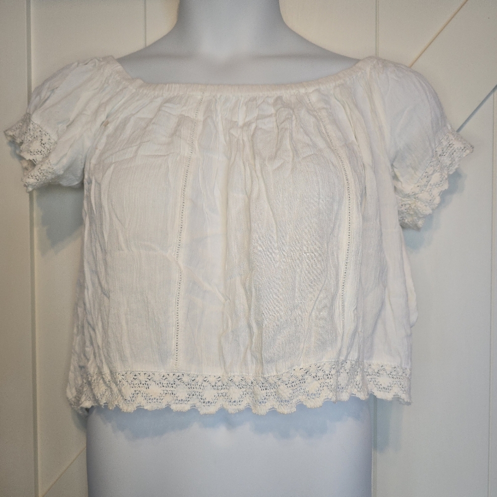 Rue21 White Off-Shoulder Lace Blouse